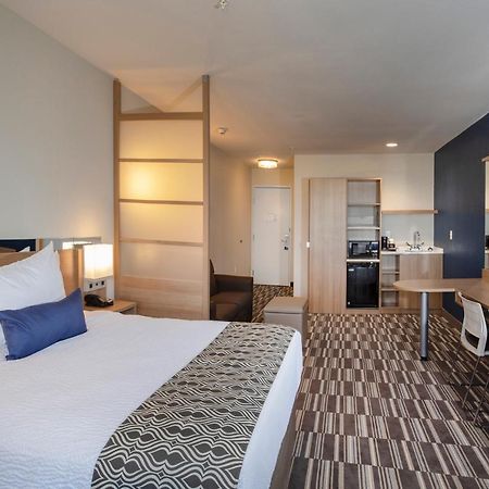 Microtel Inn & Suites By Wyndham Loveland Exterior photo