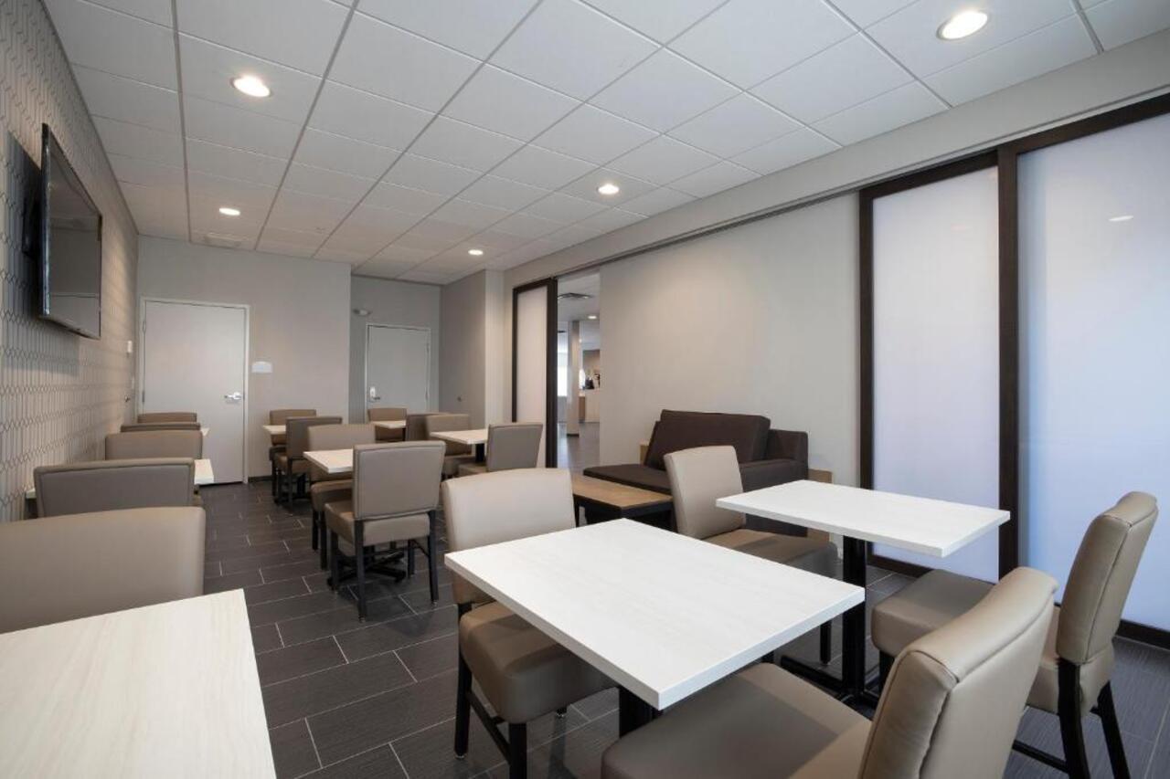 Microtel Inn & Suites By Wyndham Loveland Exterior photo