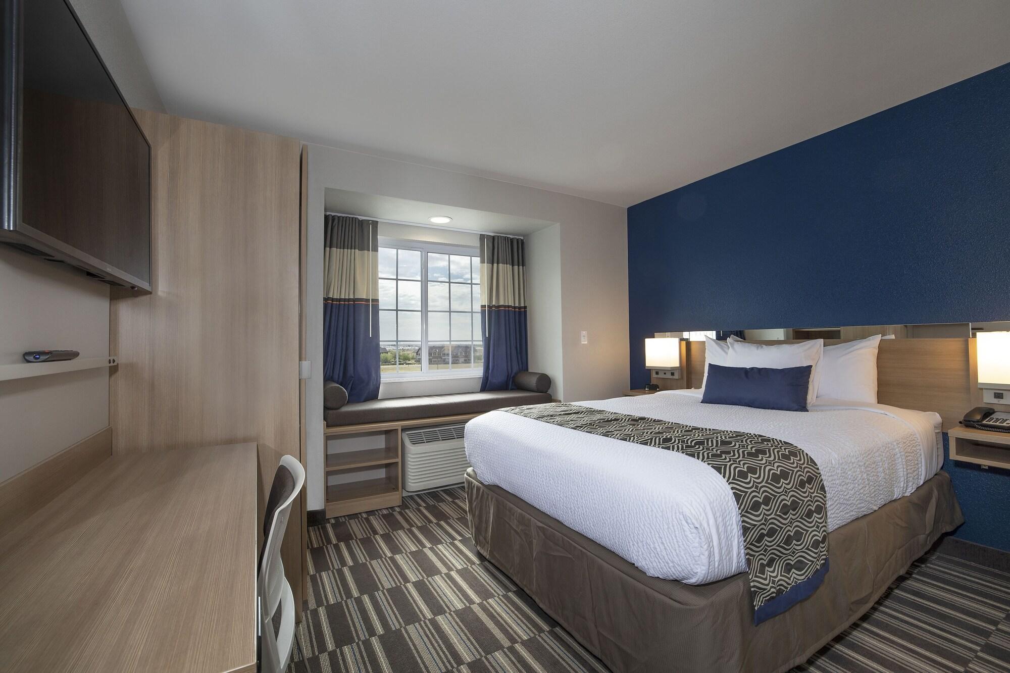 Microtel Inn & Suites By Wyndham Loveland Exterior photo