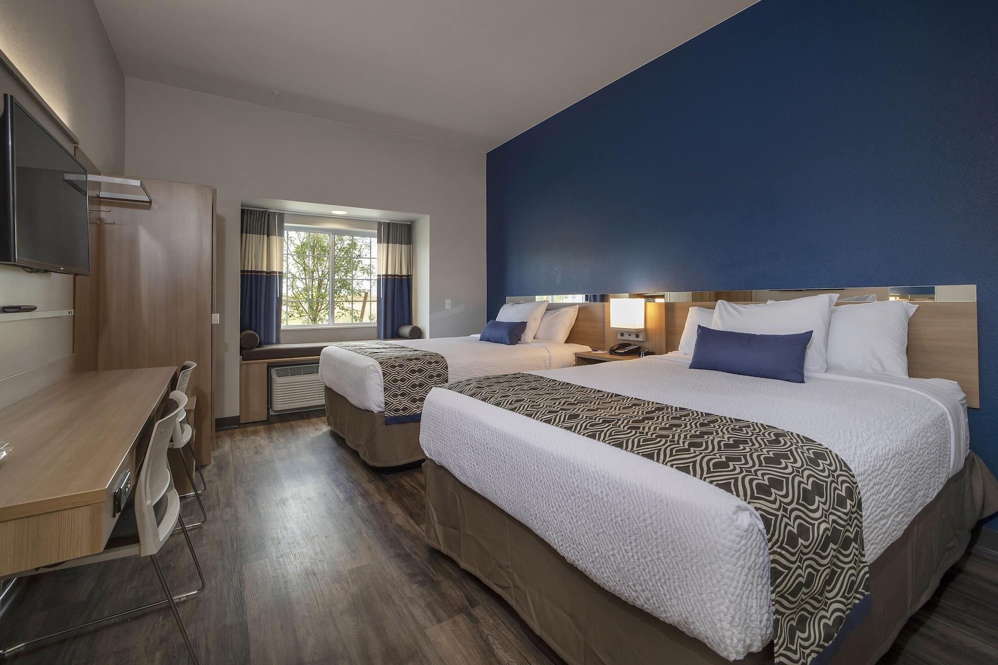 Microtel Inn & Suites By Wyndham Loveland Exterior photo