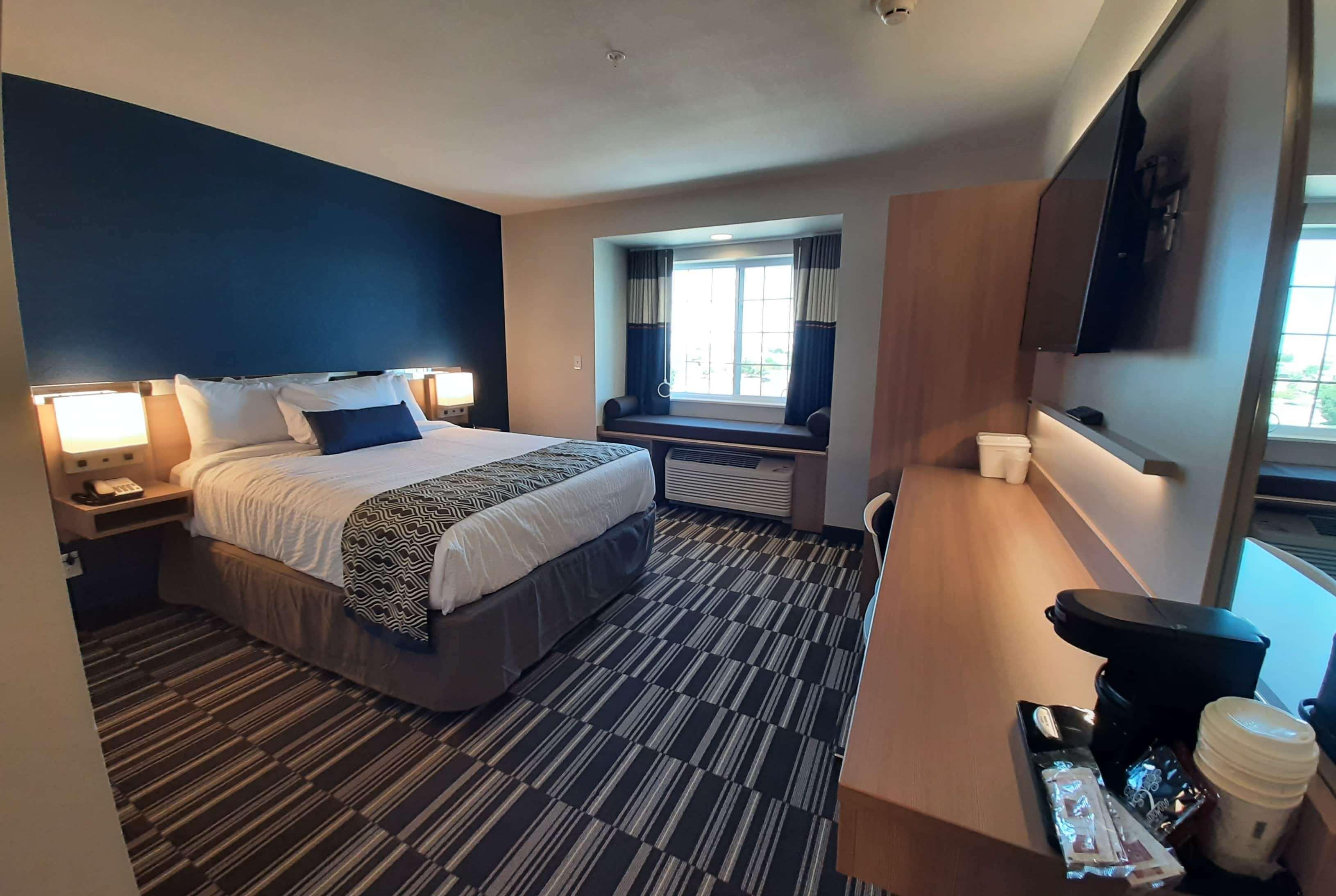 Microtel Inn & Suites By Wyndham Loveland Exterior photo