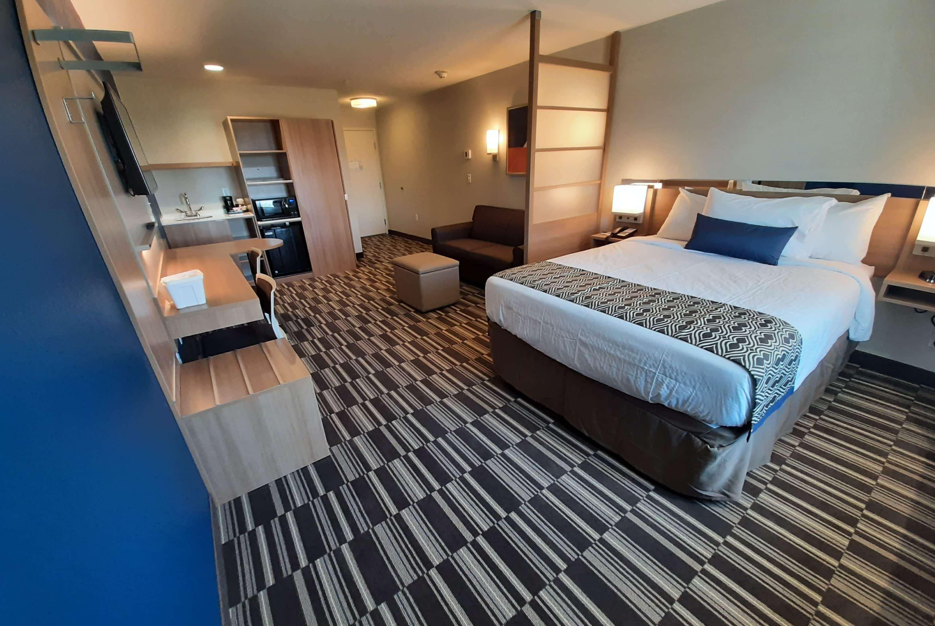 Microtel Inn & Suites By Wyndham Loveland Exterior photo